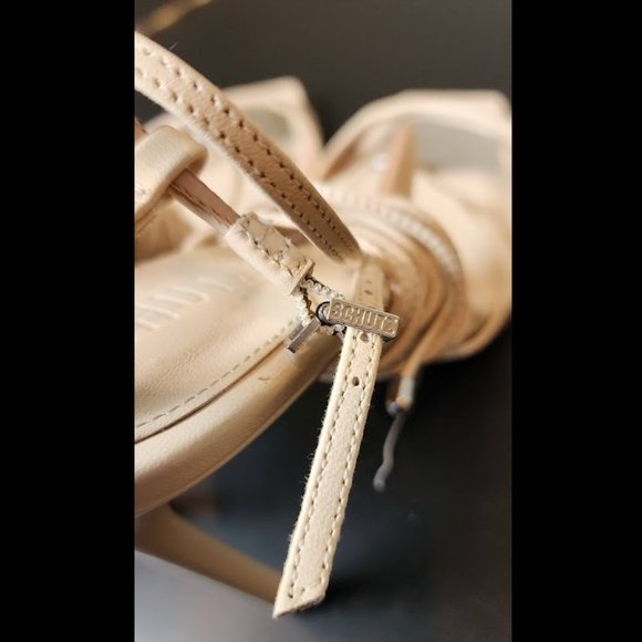 SCHUTZ Strappy Vikki Sandal Cream 8.5B - Picture 5 of 12